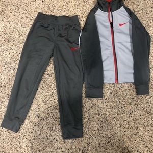 Little boys Nike tracksuit (gently used)